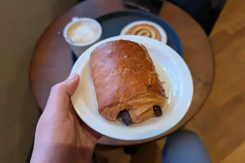 Eden Bakery & Coffee Shop photo 2